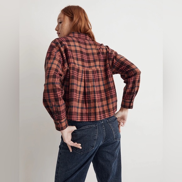 Madewell Flannel Long-Sleeve Crop Shirt in Plaid - Picture 4 of 9